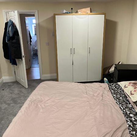 Double Bed Room Theobald Street 博勒姆伍德 外观 照片